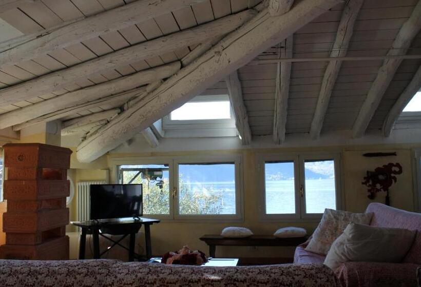 L Oleandro Sul Lago D Iseo B&b