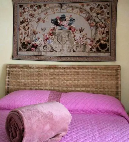 L Oleandro Sul Lago D Iseo B&b