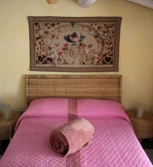 L Oleandro Sul Lago D Iseo B&b