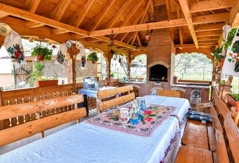 ペンション Casa Nely