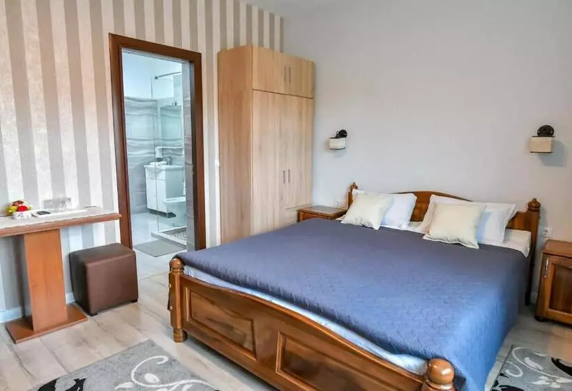 ペンション Casa Nely