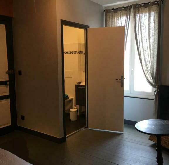 بنسيون L Entrepote