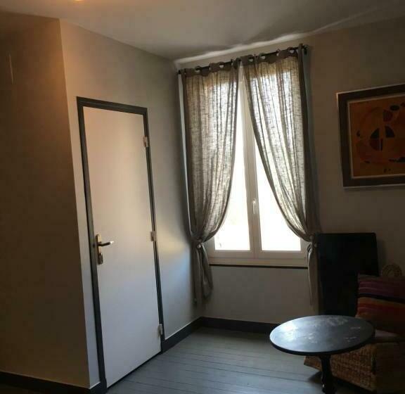 بنسيون L Entrepote