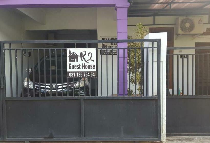 ペンション R2 Guest House