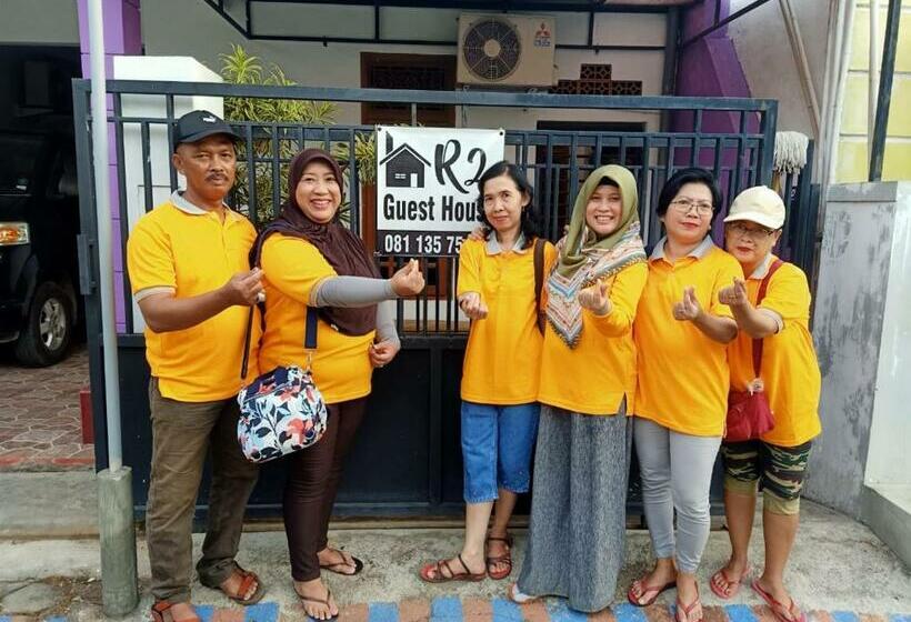 ペンション R2 Guest House