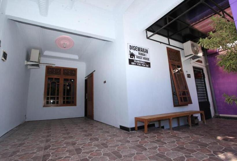 ペンション R2 Guest House