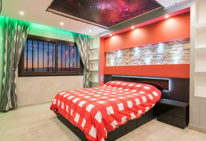 109 Penthouse , Incredible View, Marco