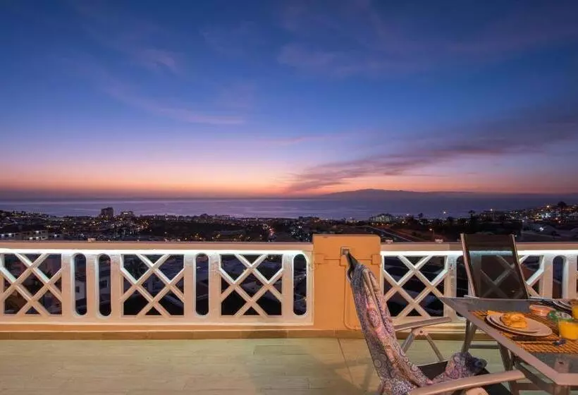 109 Penthouse , Incredible View, Marco