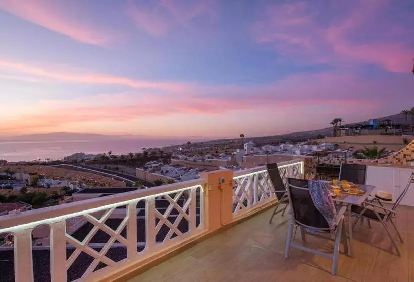 109 Penthouse , Incredible View, Marco