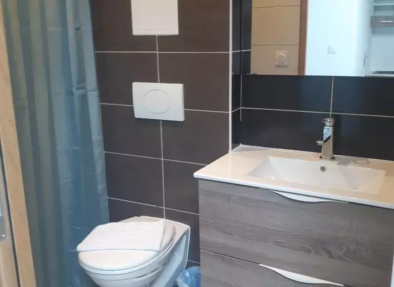 Appart Hotel Sathonay Rillieux Lyon
