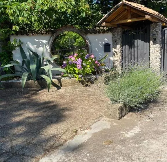 Aamiaismajoitus (B&B) A Casa Di Nonna Emilia