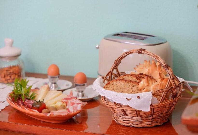 Nocleg ze śniadaniem Bb 1987 Pula