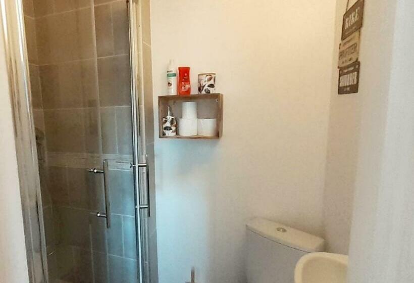 צימר Chambres D Hôtes & Jacuzzi   A L Ombre Des Amandiers