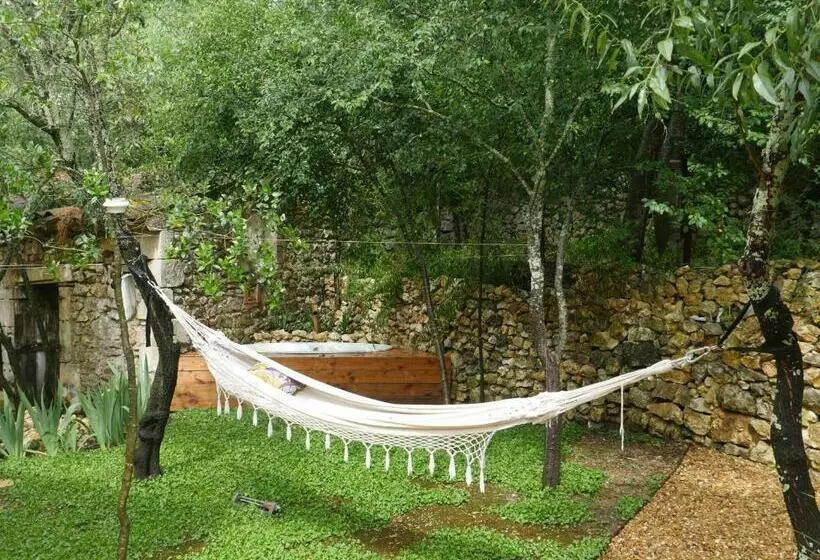 Aamiaismajoitus (B&B) La Chambre De Seraphin