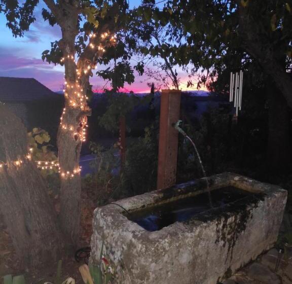 ベッドアンドブレックファースト La Chambre De Seraphin