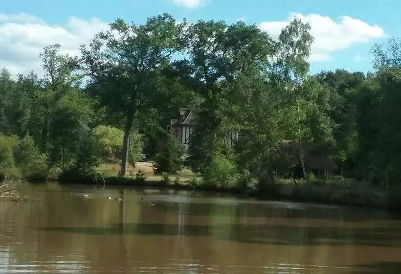 Aamiaismajoitus (B&B) Les Mesangeres