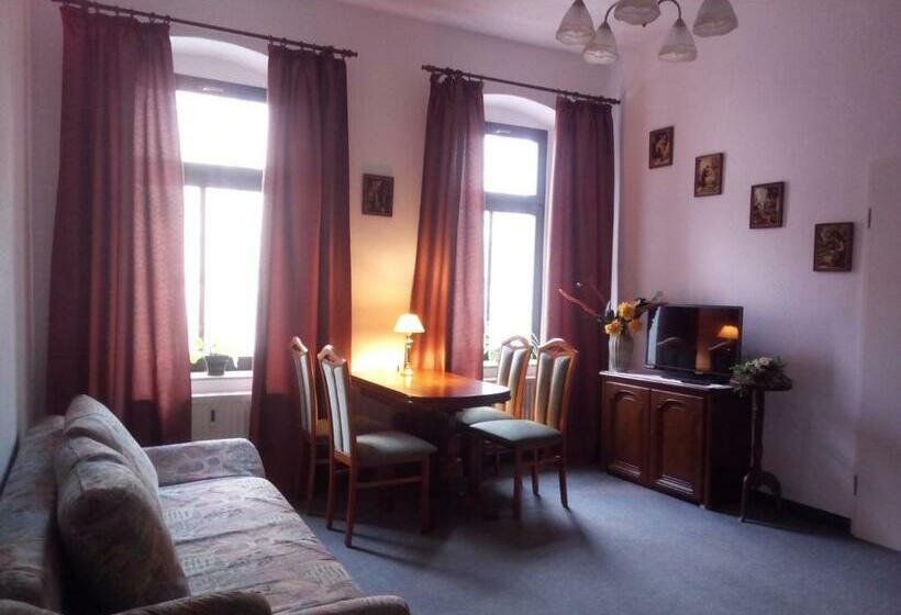 بنسيون Arthur Albert Apartment  7 Wohnungen Für Geschäftsreisende   Wie Zu Hause