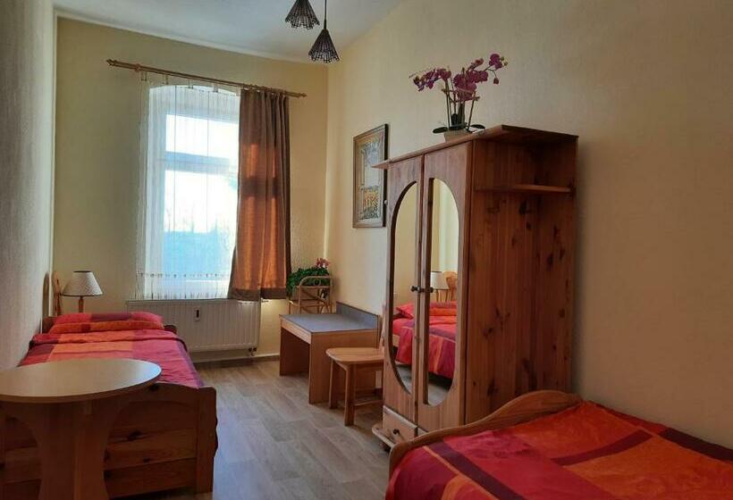 بنسيون Arthur Albert Apartment  7 Wohnungen Für Geschäftsreisende   Wie Zu Hause