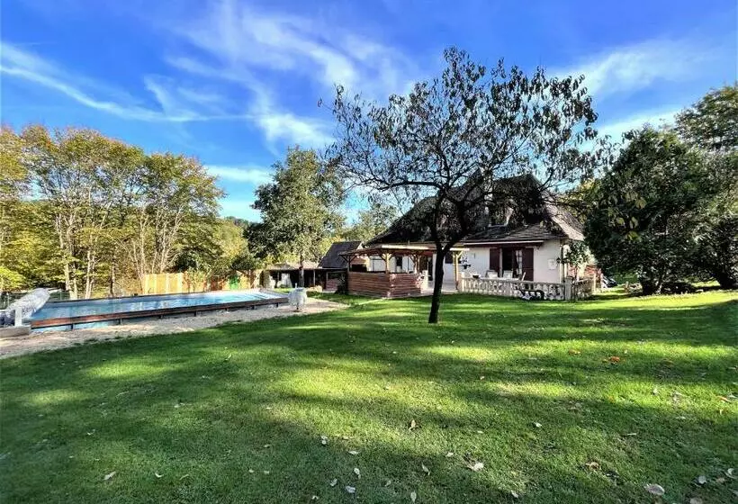 ベッドアンドブレックファースト Chez Pascaline