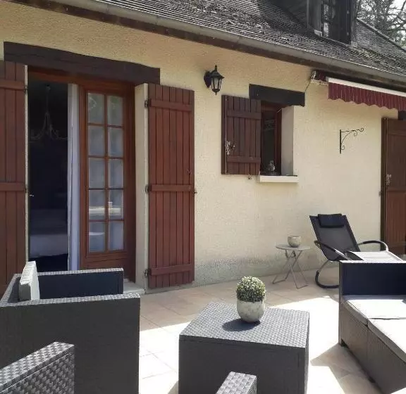 ベッドアンドブレックファースト Chez Pascaline