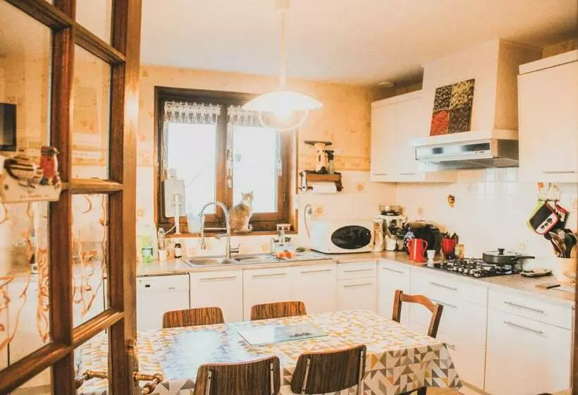 Aamiaismajoitus (B&B) Horizon Aubrac Laguiole