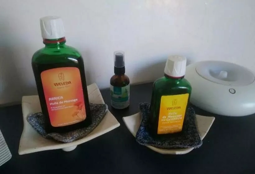تختخواب و صبحانه Le Bonheur à Portée De Mains