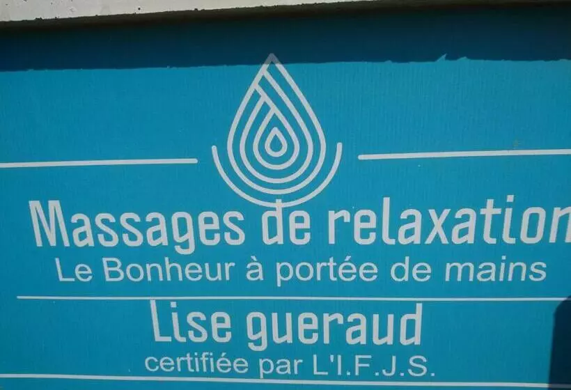 تختخواب و صبحانه Le Bonheur à Portée De Mains
