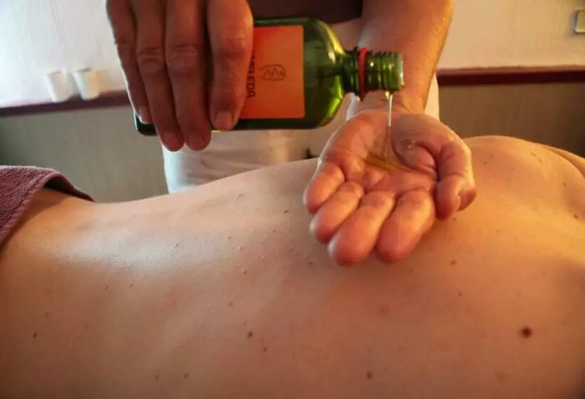 تختخواب و صبحانه Le Bonheur à Portée De Mains