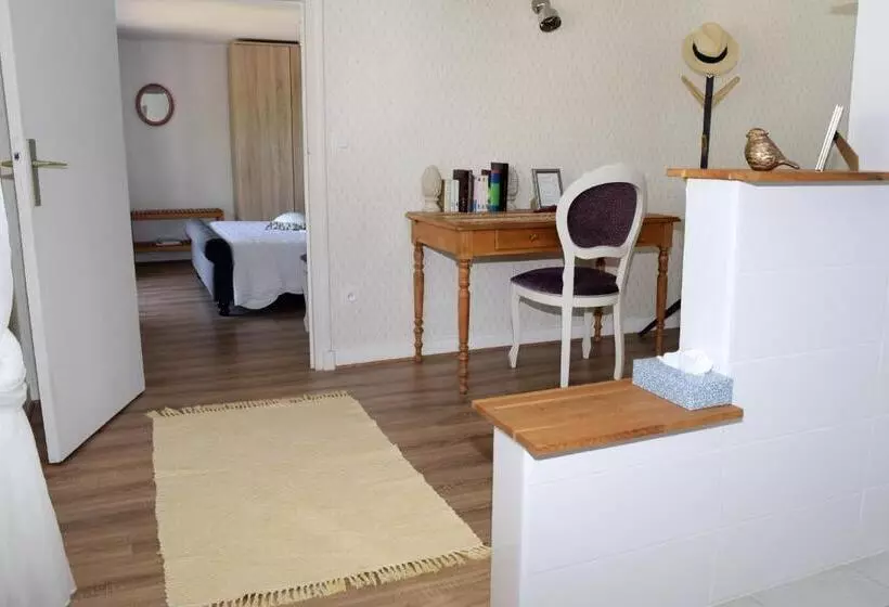 ベッドアンドブレックファースト Les Bessonnes