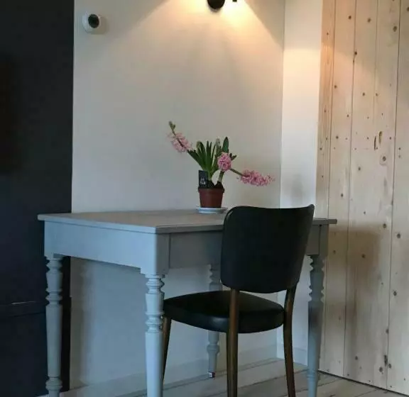 Aamiaismajoitus (B&B) Nabij De Molen