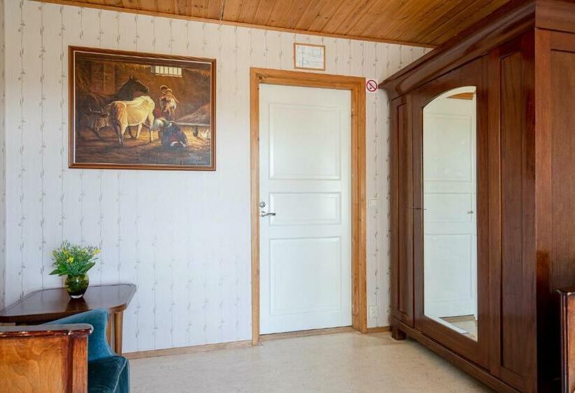 Hotel Ellilän Kievari