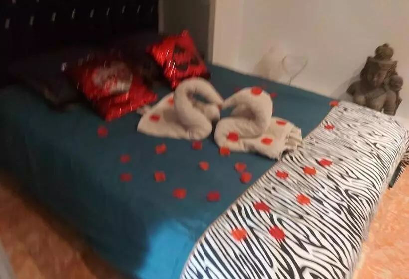 Hotelli Spabyelleetlui Spa Rouge Ou Bleu