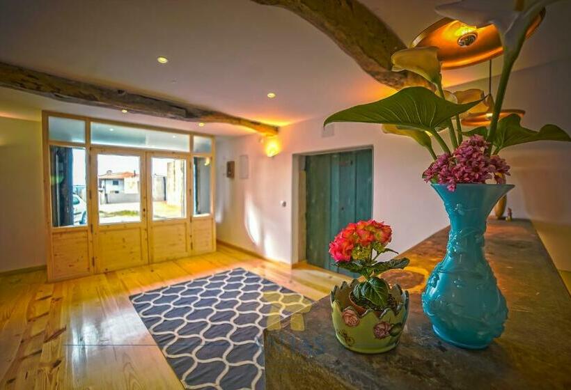 پانسیون Antas Guest House