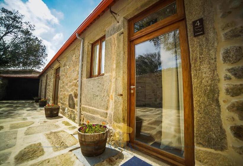 پانسیون Antas Guest House