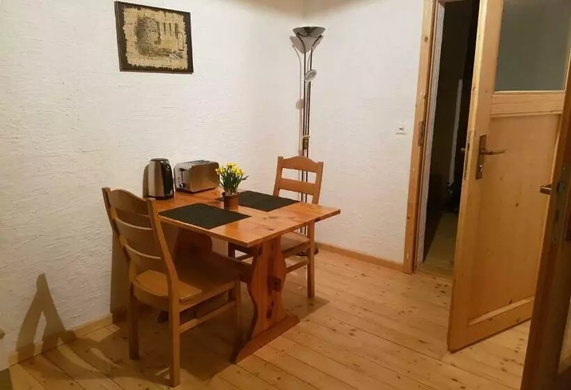 ペンション Bio Hof Moosburg Am See Mit Sauna