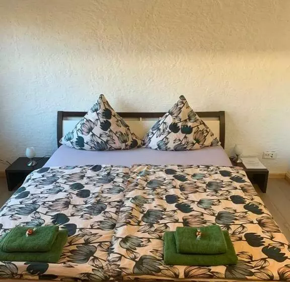 ペンション Bio Hof Moosburg Am See Mit Sauna