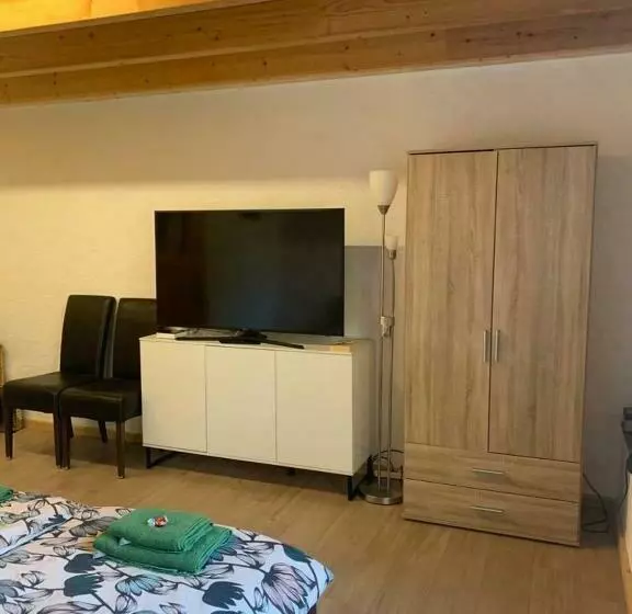 ペンション Bio Hof Moosburg Am See Mit Sauna