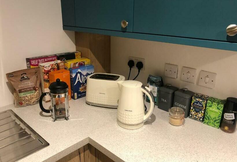 The Bamboo Lodge B&b / Self Catered Apartment