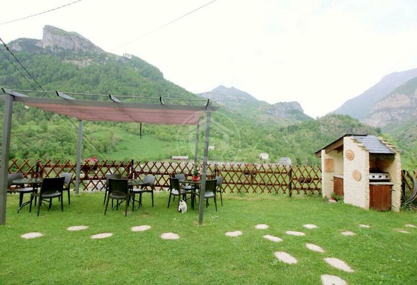 مبيت وإفطار Chez Sanyou