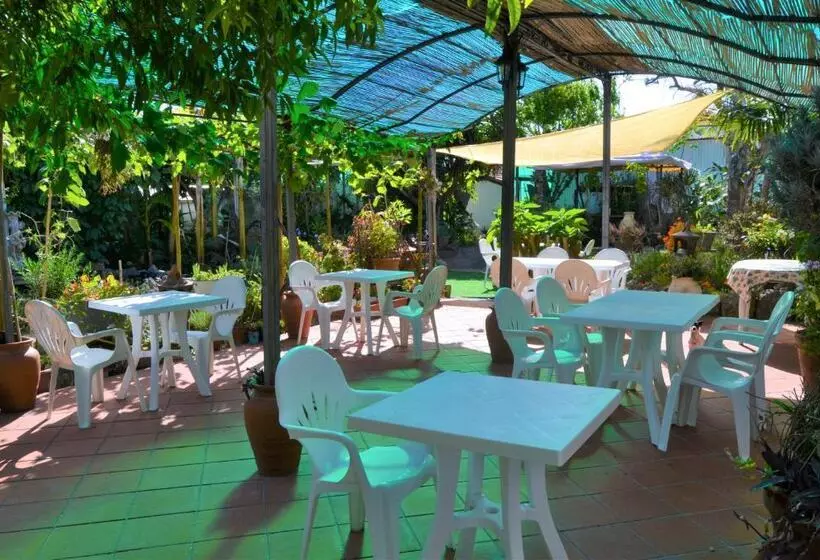 Hotelli Agriturismo Terre Di Mare Bordighera