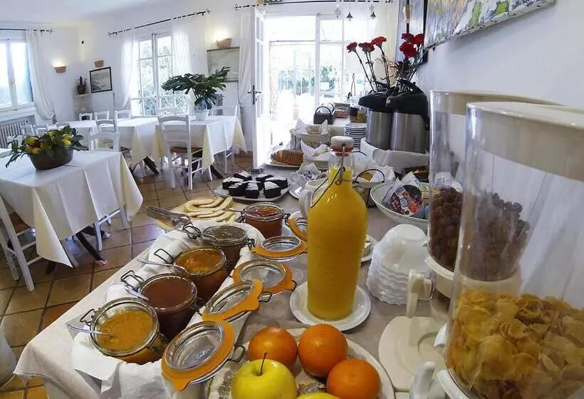 Hotelli Agriturismo Terre Di Mare Bordighera