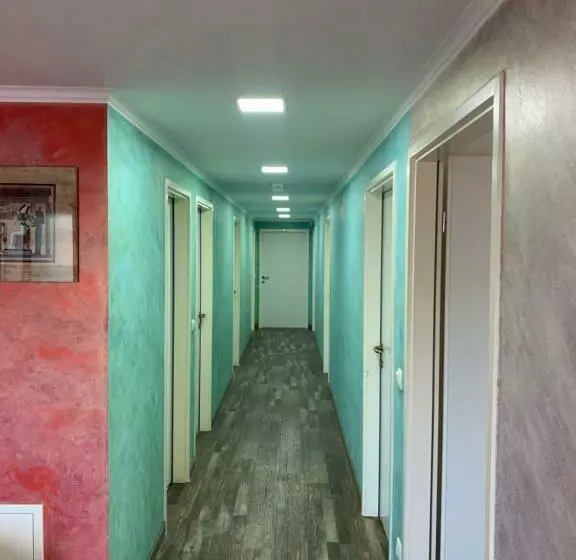 پانسیون Apartman Decorus