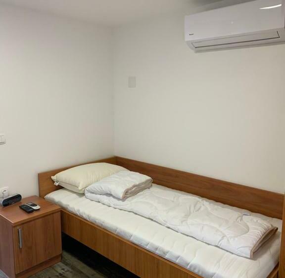 펜션 Apartman Decorus