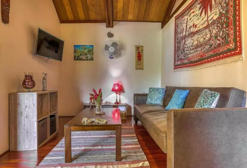 پانسیون Chalets Tikinou