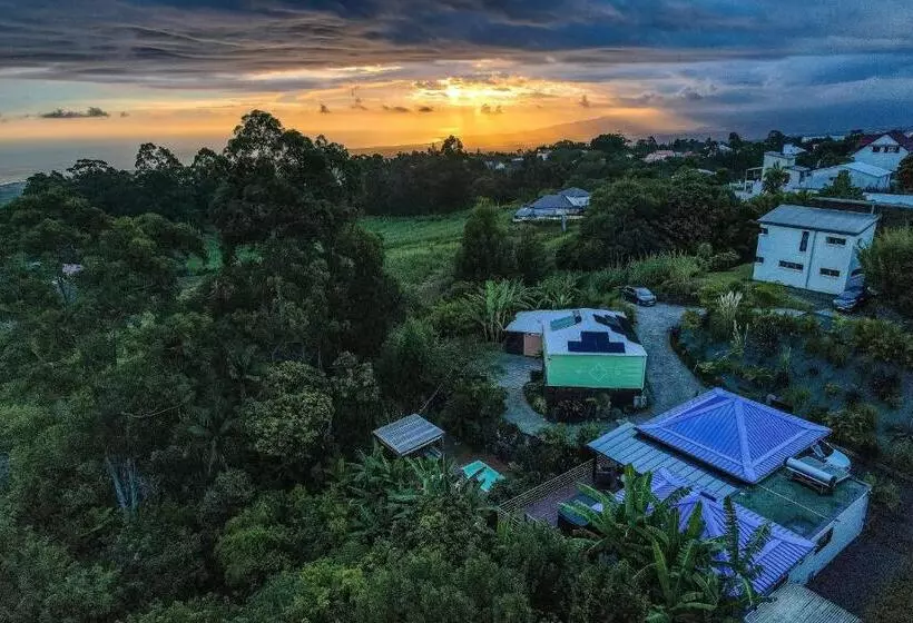 پانسیون Chalets Tikinou