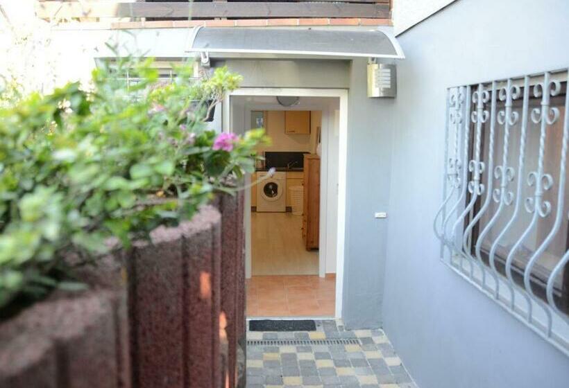 펜션 Lms Apartments