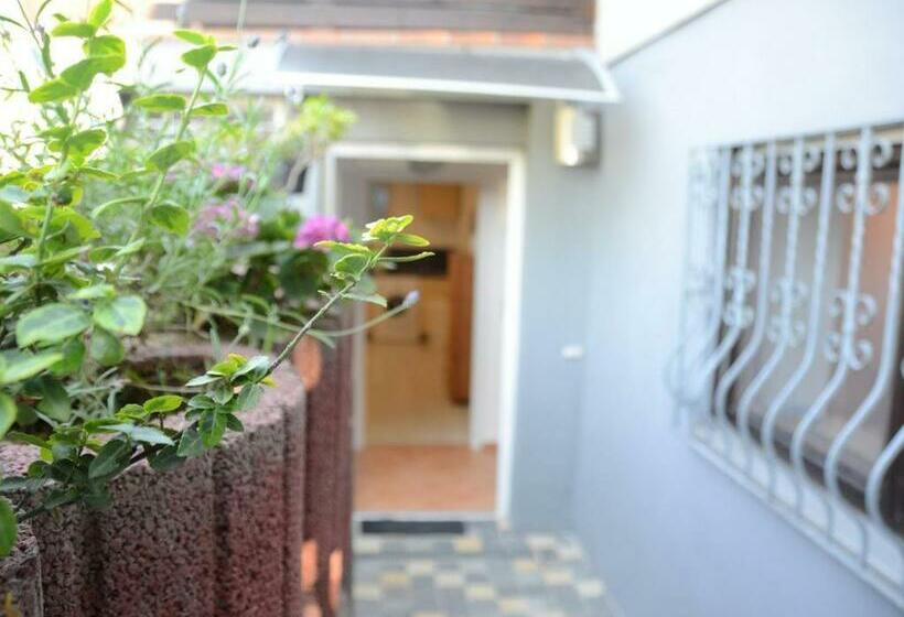 펜션 Lms Apartments