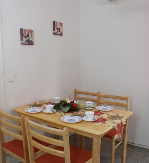 פנסיון Weinkeller Wölk