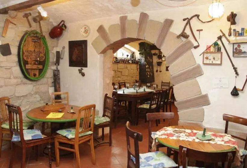 Majatalo Weinkeller Wölk