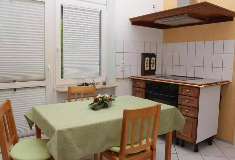 Majatalo Weinkeller Wölk